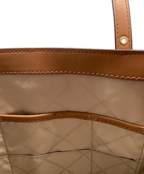MICHAEL KORS（マイケルコース）MICHAEL KORS (マイケルコース) MKシグネイチャー ベージュ×ブラウン 未使用品の古着・服飾アイテム