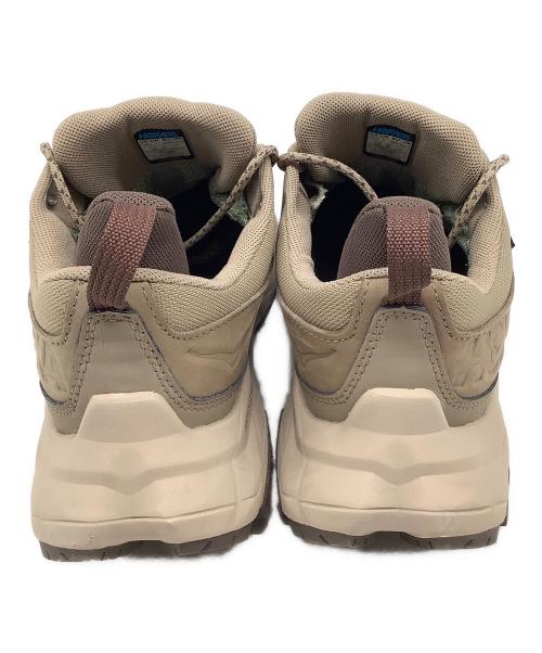 HOKAONEONE（ホカオネオネ）HOKAONEONE (ホカオネオネ) ローカットスニーカー ベージュ サイズ:US7.5Dの古着・服飾アイテム