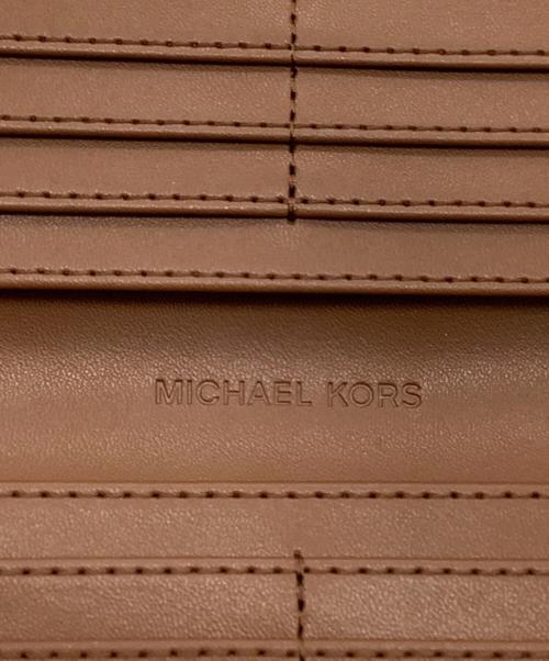 MICHAEL KORS（マイケルコース）MICHAEL KORS (マイケルコース) CARSON スナップ ウォレット ラージの古着・服飾アイテム