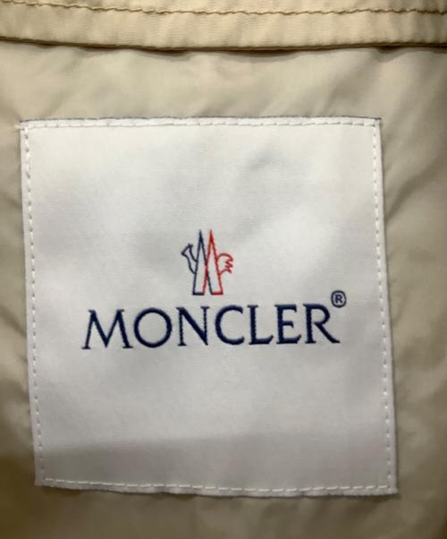 MONCLER（モンクレール）MONCLER (モンクレール) ナイロンコート ベージュの古着・服飾アイテム