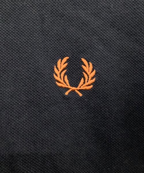 FRED PERRY（フレッドペリー）FRED PERRY (フレッドペリー) ポロシャツ ネイビー サイズ:Mの古着・服飾アイテム