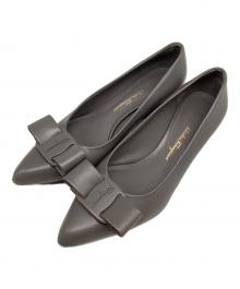 Salvatore Ferragamo（サルヴァトーレ フェラガモ）の古着「VIVA 55」｜グレー
