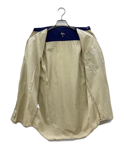 stussy（ステューシー）stussy (ステューシー) 半袖シャツ ベージュ サイズ:Mの古着・服飾アイテム