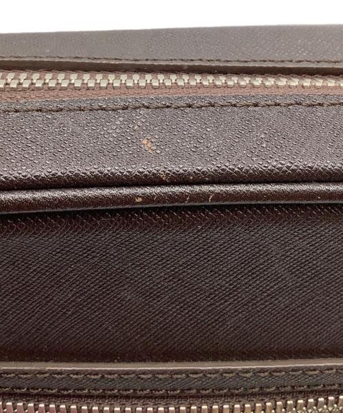 MCM（エムシーエム）MCM (エムシーエム) ショルダーバッグ ブラウンの古着・服飾アイテム