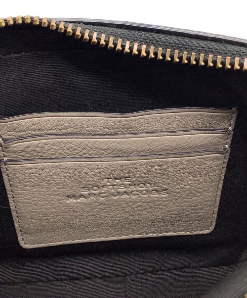 MARC JACOBS（マークジェイコブス）MARC JACOBS (マークジェイコブス) THE SOFTSHOT 21 グレー×ブラックの古着・服飾アイテム