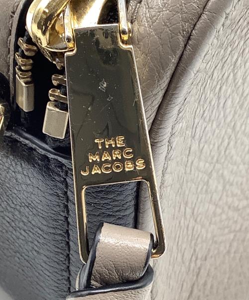 MARC JACOBS（マークジェイコブス）MARC JACOBS (マークジェイコブス) THE SOFTSHOT 21 グレー×ブラックの古着・服飾アイテム