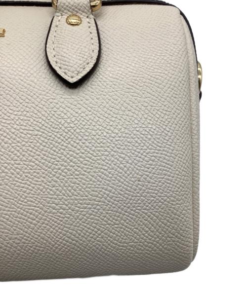 COACH（コーチ）COACH (コーチ) ミニ ローアン クロスボディ ホワイトの古着・服飾アイテム