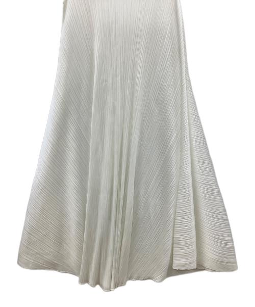 PLEATS PLEASE（プリーツプリーズ）PLEATS PLEASE (プリーツプリーズ) ノースリーブ・キャミソールワンピース アイボリー サイズ:5の古着・服飾アイテム