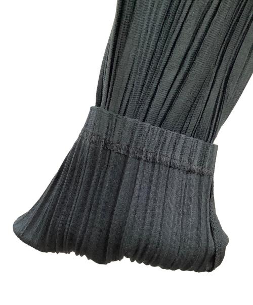 PLEATS PLEASE（プリーツプリーズ）PLEATS PLEASE (プリーツプリーズ) ロールネック ブラック サイズ:2の古着・服飾アイテム