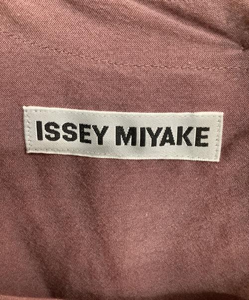 ISSEY MIYAKE（イッセイミヤケ）ISSEY MIYAKE (イッセイミヤケ) ノースリーブブラウス ピンク サイズ:2の古着・服飾アイテム
