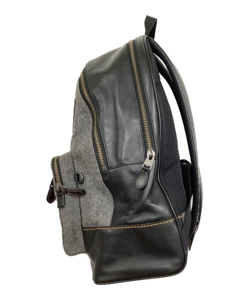COACH（コーチ）COACH (コーチ) リュック ブラック×グレーの古着・服飾アイテム