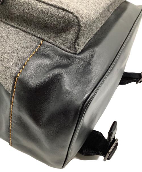 COACH（コーチ）COACH (コーチ) リュック ブラック×グレーの古着・服飾アイテム