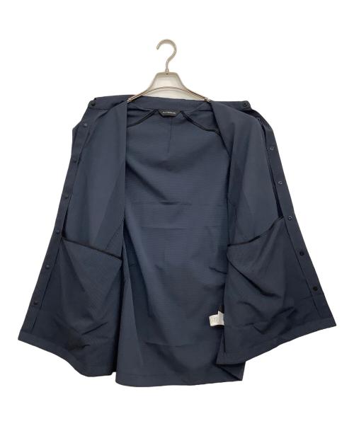 DESCENTE ALLTERRAIN（デザイント オルテライン）DESCENTE ALLTERRAIN (デザイント オルテライン) 長袖シャツ ネイビー サイズ:JP O  /US Lの古着・服飾アイテム
