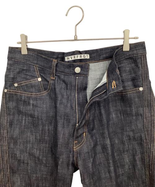 NVRFRGT（ネヴァーフォーゲット）NVRFRGT (ネヴァーフォーゲット) 3D TWISTED WIDE LEG JEANS インディゴ サイズ:2の古着・服飾アイテム