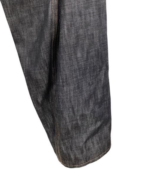 NVRFRGT（ネヴァーフォーゲット）NVRFRGT (ネヴァーフォーゲット) 3D TWISTED WIDE LEG JEANS インディゴ サイズ:2の古着・服飾アイテム