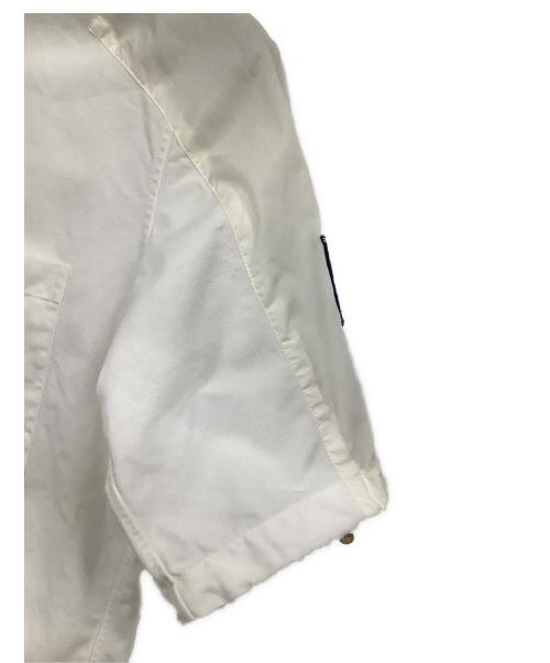 MONCLER GAMME BLEU（モンクレール ガム ブルー）MONCLER GAMME BLEU (モンクレール ガム ブルー) 半袖シャツ ホワイト サイズ:1の古着・服飾アイテム