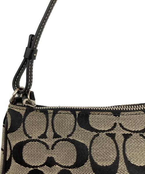 COACH（コーチ）COACH (コーチ) シグネチャー ハンドポーチ グレー×ブラックの古着・服飾アイテム