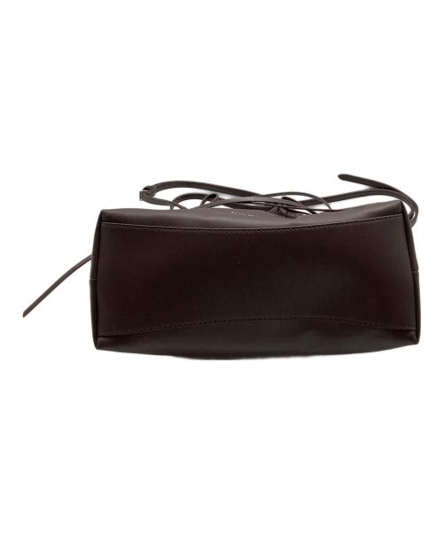 CHARLES & KEITH（チャールズアンドキース）CHARLES & KEITH (チャールズアンドキース) リース ルーシュド ボウ ショルダーバッグ ブラウンの古着・服飾アイテム