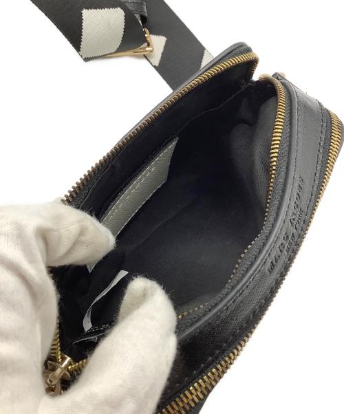 MARC JACOBS（マークジェイコブス）MARC JACOBS (マークジェイコブス) スナップショット ホワイト×ブラックの古着・服飾アイテム