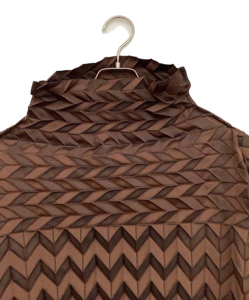 A-POC ABLE ISSEY MIYAKE（エイポック エイブル イッセイ ミヤケ）A-POC ABLE ISSEY MIYAKE (エイポック エイブル イッセイ ミヤケ) TYP-O 009 ブラウン サイズ:1の古着・服飾アイテム
