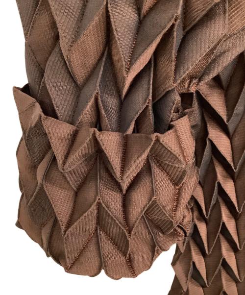 A-POC ABLE ISSEY MIYAKE（エイポック エイブル イッセイ ミヤケ）A-POC ABLE ISSEY MIYAKE (エイポック エイブル イッセイ ミヤケ) TYP-O 009 ブラウン サイズ:1の古着・服飾アイテム