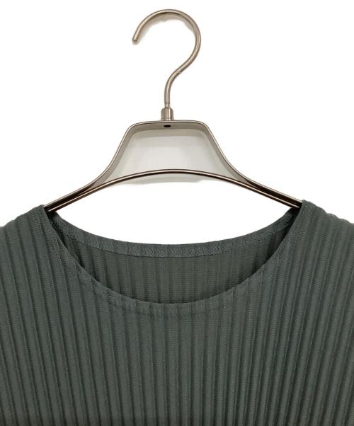 HOMME PLISSE ISSEY MIYAKE（オム プリッセ イッセイ ミヤケ）HOMME PLISSE ISSEY MIYAKE (オム プリッセ イッセイ ミヤケ) 長袖カットソー グレー サイズ:3 未使用品の古着・服飾アイテム