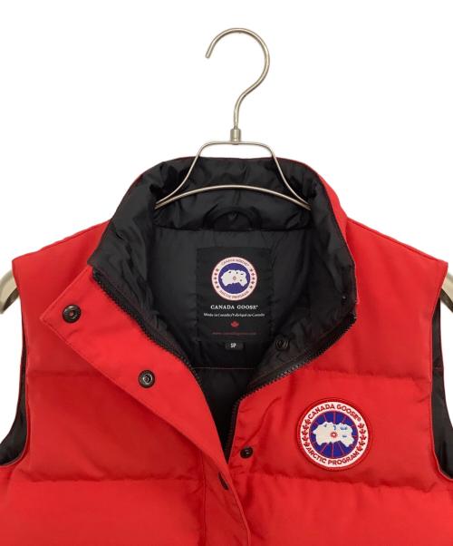 CANADA GOOSE（カナダグース）CANADA GOOSE (カナダグース) ダウンベスト レッド サイズ:Sの古着・服飾アイテム