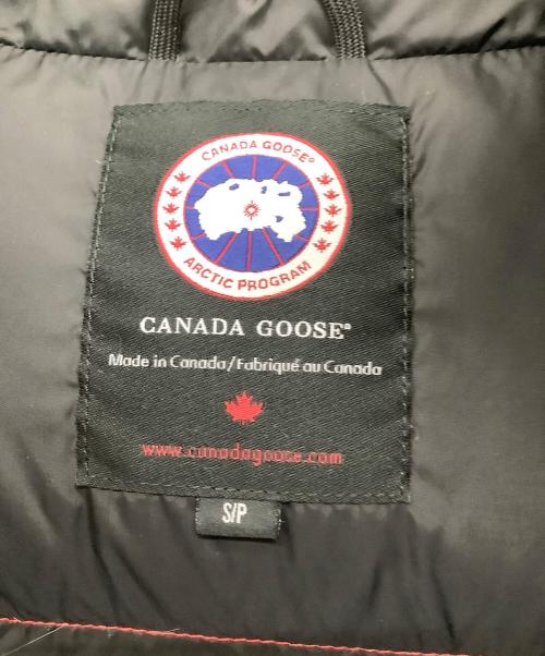 CANADA GOOSE（カナダグース）CANADA GOOSE (カナダグース) ダウンベスト レッド サイズ:Sの古着・服飾アイテム