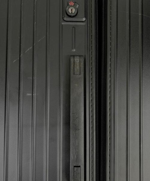 RIMOWA（リモワ）RIMOWA (リモワ) ESSENTIALトランクプラス マットブラックの古着・服飾アイテム