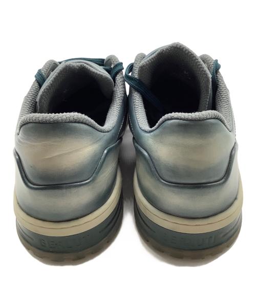 Berluti（ベルルッティ）Berluti (ベルルッティ) プレイオフ スニーカー グラデーションブルー×ベージュ サイズ:8 1/2の古着・服飾アイテム