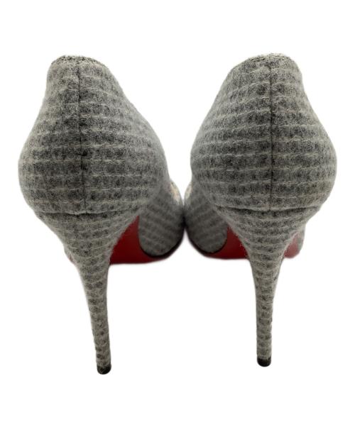 Christian Louboutin（クリスチャン・ルブタン）Christian Louboutin (クリスチャン・ルブタン) パンプス グレー サイズ:36の古着・服飾アイテム