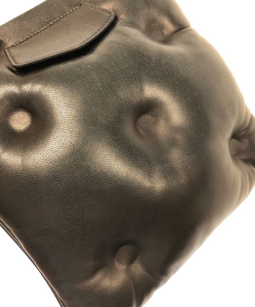 Maison Margiela（メゾンマルジェラ）Maison Margiela (メゾンマルジェラ) グラムスラムショルダーバッグ ブラックの古着・服飾アイテム