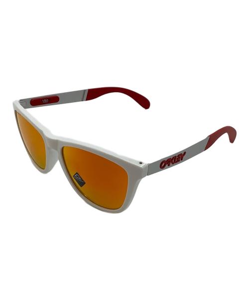 OAKLEY（オークリー）OAKLEY (オークリー) サングラス ホワイト×レッドの古着・服飾アイテム