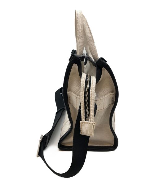 MARC JACOBS（マークジェイコブス）MARC JACOBS (マークジェイコブス) 2WAYバッグ ベージュ×ブラックの古着・服飾アイテム