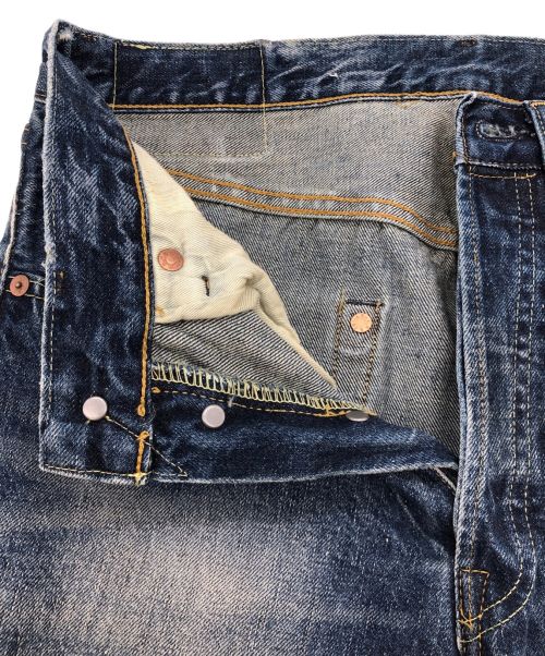 LEVI'S（リーバイス）LEVI'S (リーバイス) ボタンフライデニムパンツ インディゴ サイズ:71cm (W28)の古着・服飾アイテム