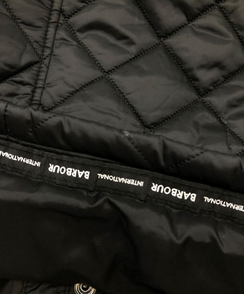 Barbour International（バブアーインターナショナル）Barbour International (バブアーインターナショナル) キルティングジャケット ブラック サイズ:Mの古着・服飾アイテム