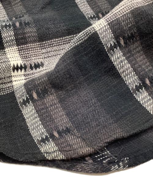 SUPREME（シュプリーム）SUPREME (シュプリーム) シャツ ブラック×グレー サイズ:SIZE Mの古着・服飾アイテム