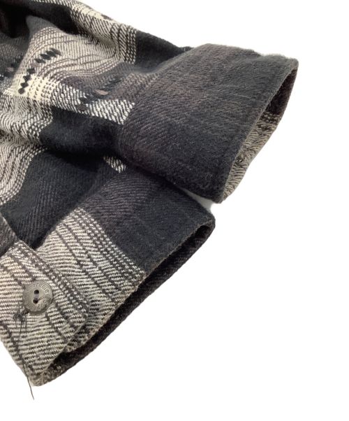 SUPREME（シュプリーム）SUPREME (シュプリーム) シャツ ブラック×グレー サイズ:SIZE Mの古着・服飾アイテム