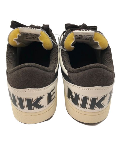 NIKE（ナイキ）NIKE (ナイキ) TERMINATOR LOW ブラウン×ホワイト サイズ:27の古着・服飾アイテム