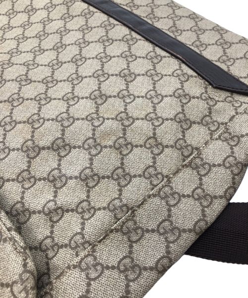 GUCCI（グッチ）GUCCI (グッチ) GG　メッセンジャーバッグ ダークブラウン×ベージュの古着・服飾アイテム