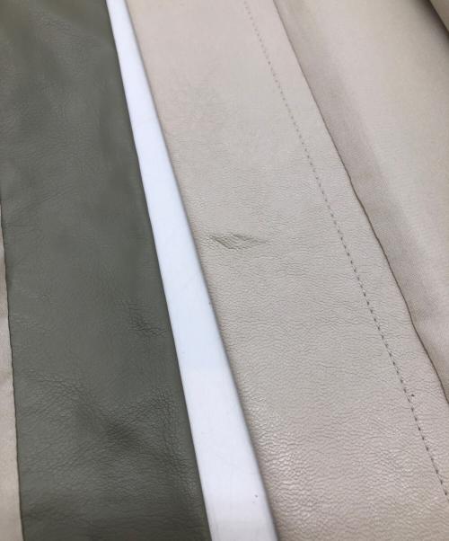 DRESSLAVE（ドレスレイブ）DRESSLAVE (ドレスレイブ) フェイクレザーコート ベージュ サイズ:38の古着・服飾アイテム