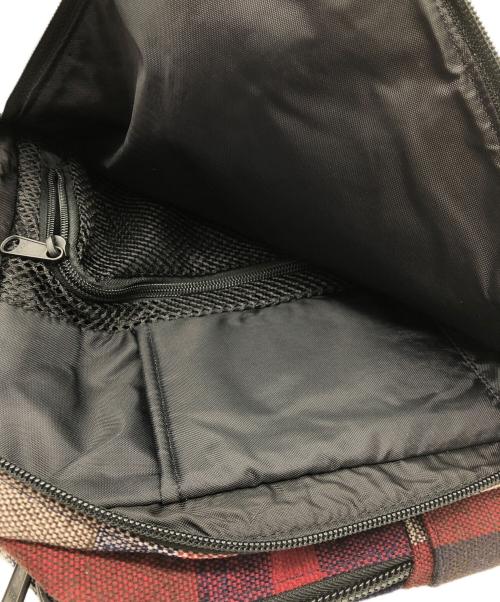 THE NORTHFACE PURPLELABEL（ザ・ノースフェイス パープルレーベル）THE NORTHFACE PURPLELABEL (ザ・ノースフェイス パープルレーベル) 3WAYブリーフバッグ グレー×レッド 未使用品の古着・服飾アイテム