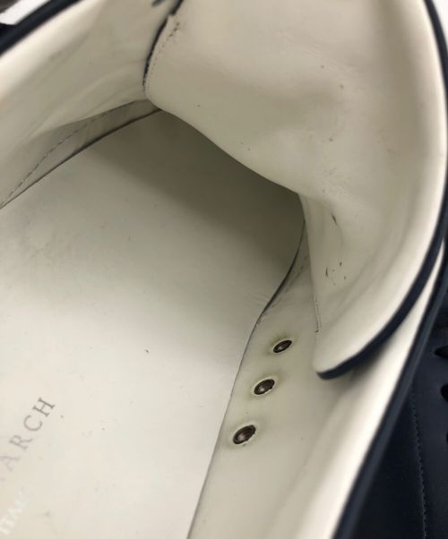 ANYA HINDMARCH（アニヤ・ハインドマーチ）ANYA HINDMARCH (アニヤハインドマーチ) スニーカー ネイビー×ホワイト サイズ:SIZE 44の古着・服飾アイテム