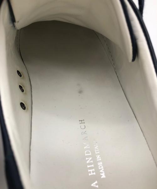 ANYA HINDMARCH（アニヤ・ハインドマーチ）ANYA HINDMARCH (アニヤハインドマーチ) スニーカー ネイビー×ホワイト サイズ:SIZE 44の古着・服飾アイテム