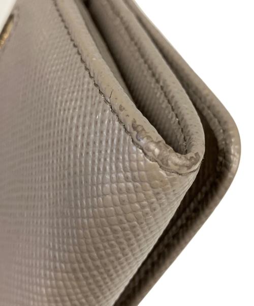 PRADA（プラダ）PRADA (プラダ) 長財布 グレーの古着・服飾アイテム