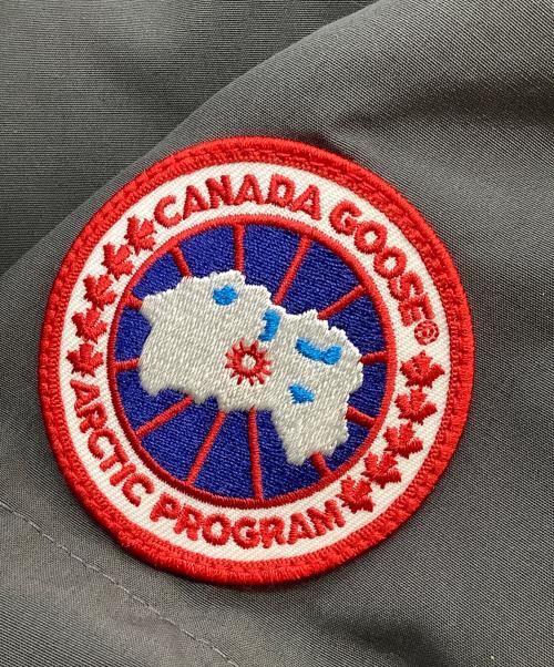 CANADA GOOSE（カナダグース）CANADA GOOSE (カナダグース) マクミランパーカ グレー サイズ:XSの古着・服飾アイテム