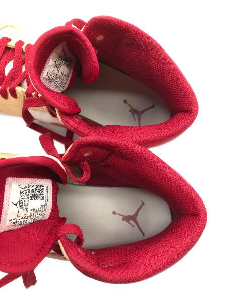 NIKE（ナイキ）NIKE (ナイキ) AIR JORDAN1 MID　スニーカー ベージュ×レッド サイズ:SIZE 26.5cmの古着・服飾アイテム