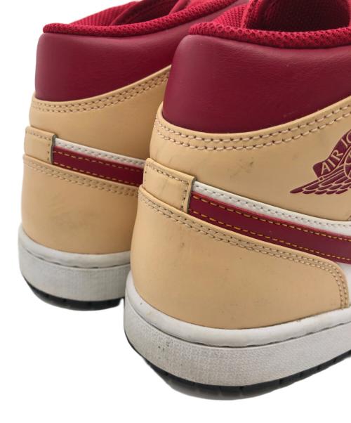 NIKE（ナイキ）NIKE (ナイキ) AIR JORDAN1 MID　スニーカー ベージュ×レッド サイズ:SIZE 26.5cmの古着・服飾アイテム