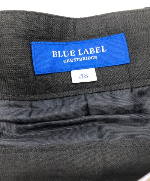 BLUE LABEL CRESTBRIDGE（ブルーレーベルクレストブリッジ）BLUE LABEL CRESTBRIDGE (ブルーレーベルクレストブリッジ) チェックスカート ホワイト×ネイビー サイズ:SIZE 38の古着・服飾アイテム
