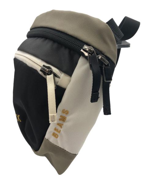 ARC'TERYX（アークテリクス）ARC'TERYX (アークテリクス) BEAMS (ビームス) マンティス2 ブラック×ホワイト×グレーの古着・服飾アイテム